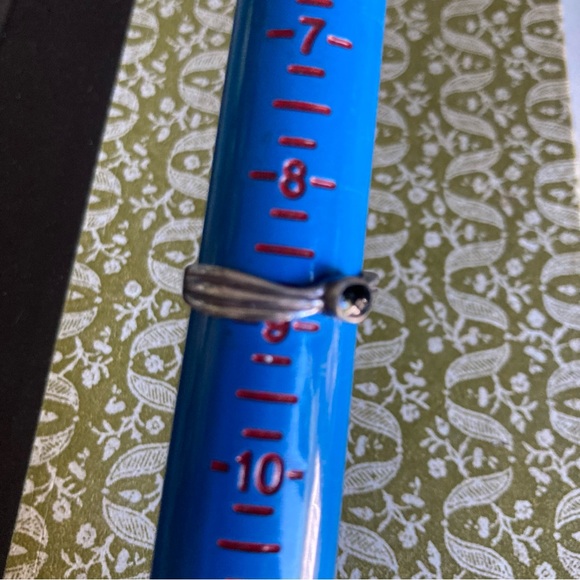 Vintage Black & Silver Ring - Picture 5 of 5